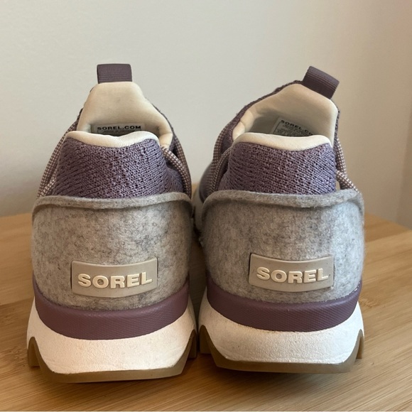 Sorel Women’s Mauve And Grey Kinetic Lace Up Sneakers Size 8.5 - Picture 4 of 8